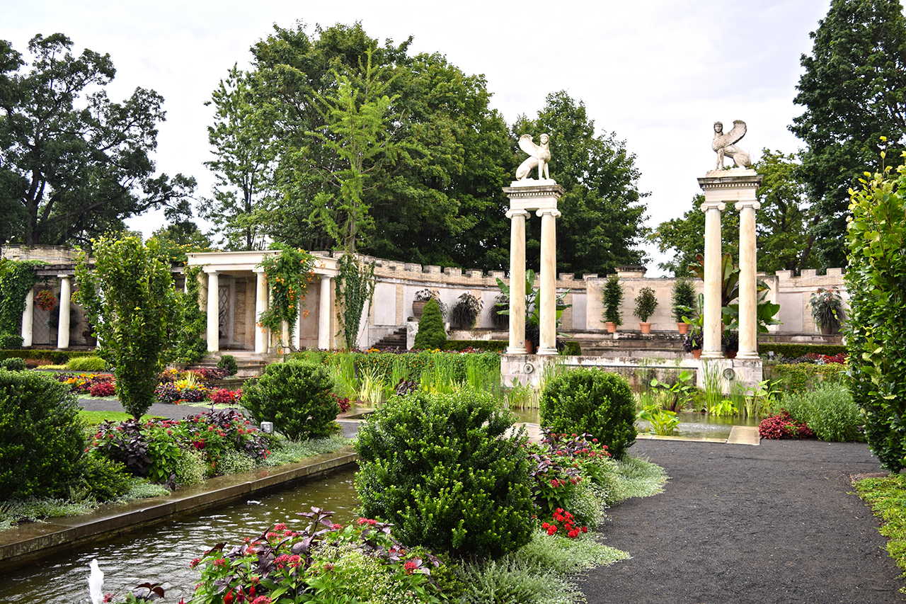 Untermyer Gardens Review - Grading Gardens