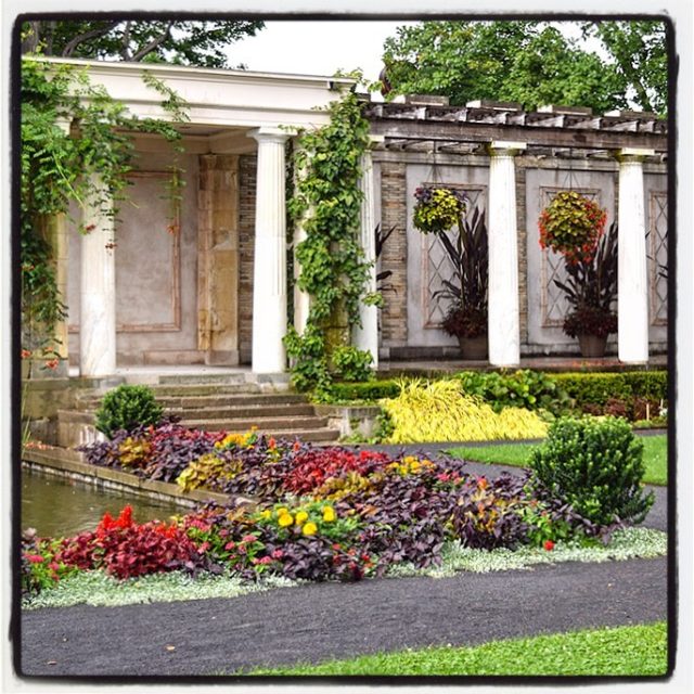 stunning floral color palette on display from a past visit to @untermyergardens .
.
.
.
.
#gradinggardens #garden #gardenblog #gardentourism #untermyer #untermyergardens #newyork #yonkersny #yonkers  #paradisegarden #walledgarden #persiangarden  #all_gardens #gardenphotography  #gardensofinstagram